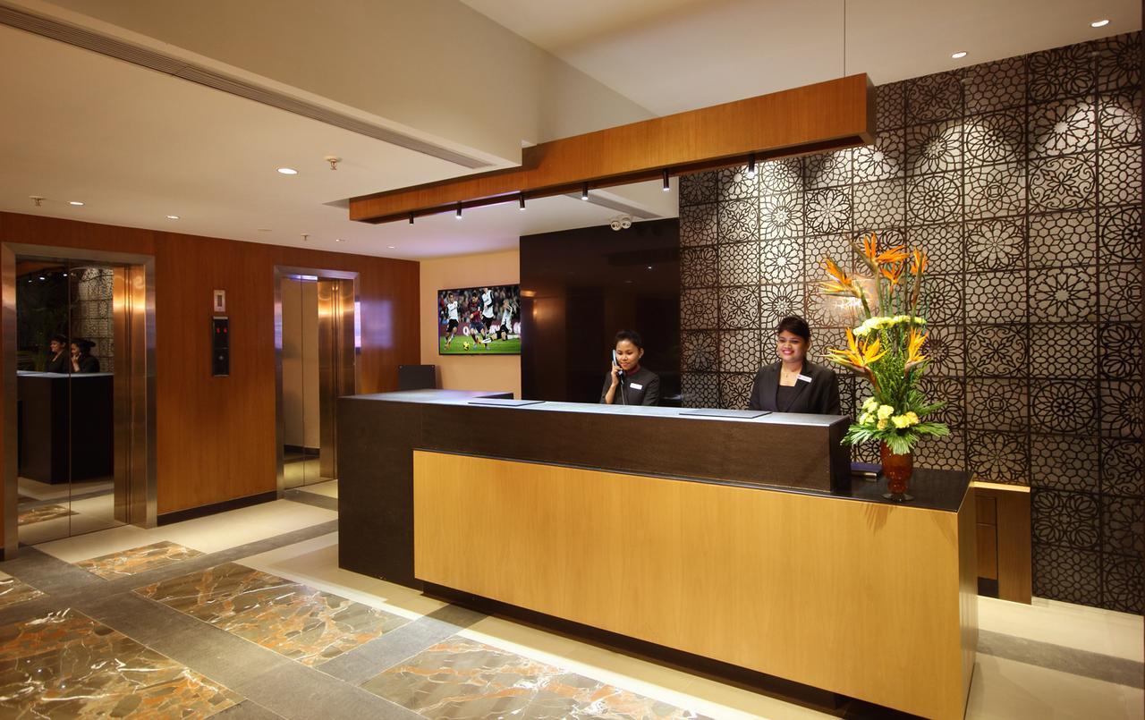 Hotel Fidalgo Pune Exteriör bild